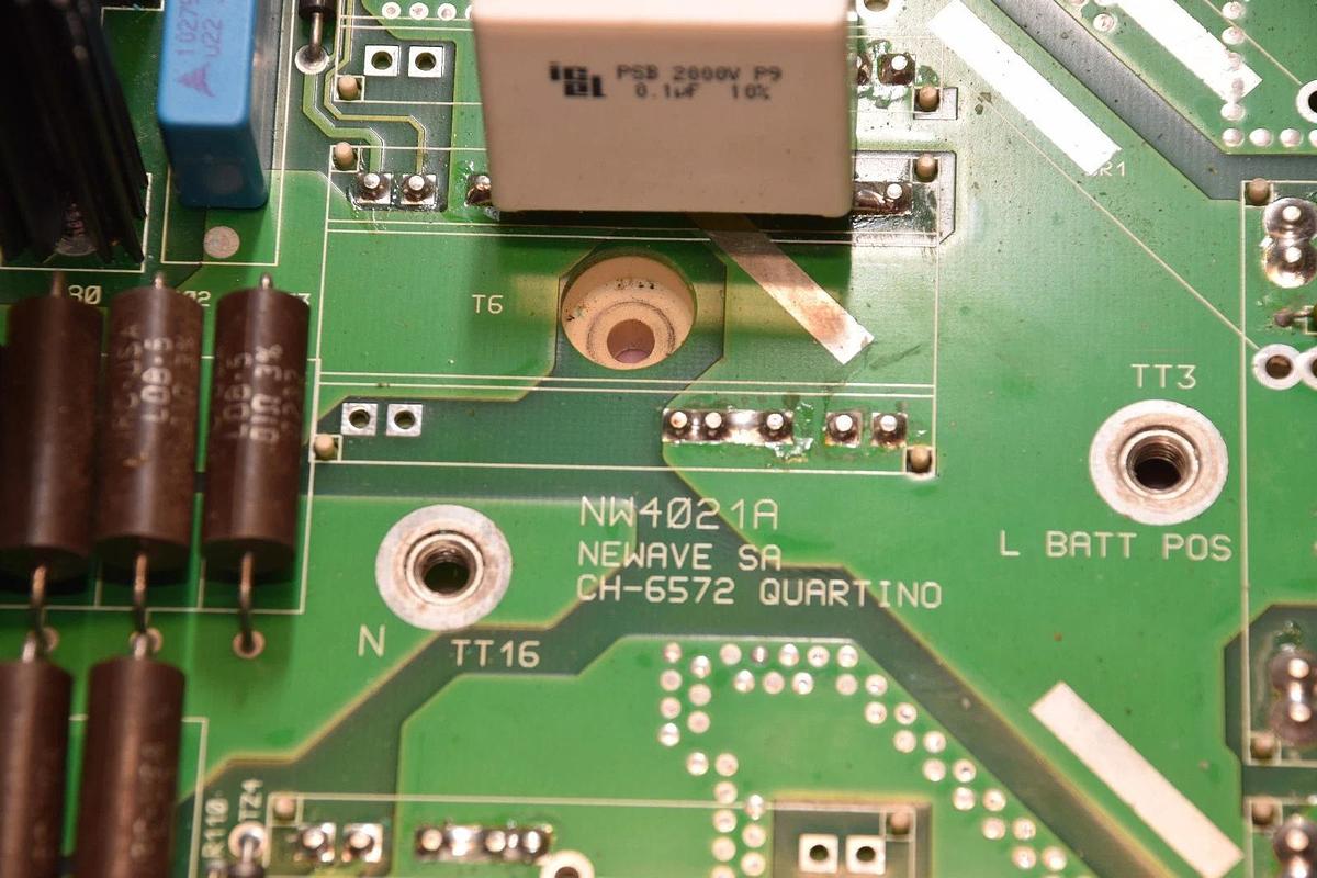 Used NEWAVE SA POWERWARE EXIDE NW4021A NW4021 A  CH-6572 11/03 47/03 BOARD CARD