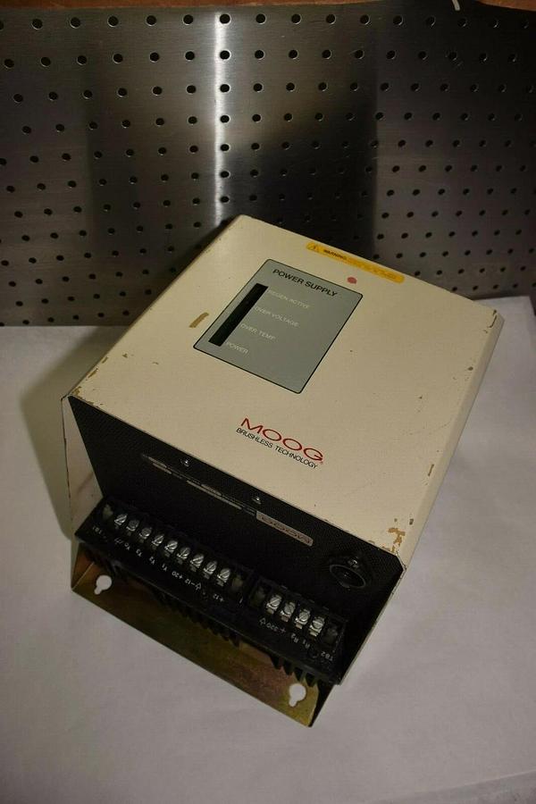 Used Moog Drive 150-102B 150102B 150 102B 230v in 24kw out
