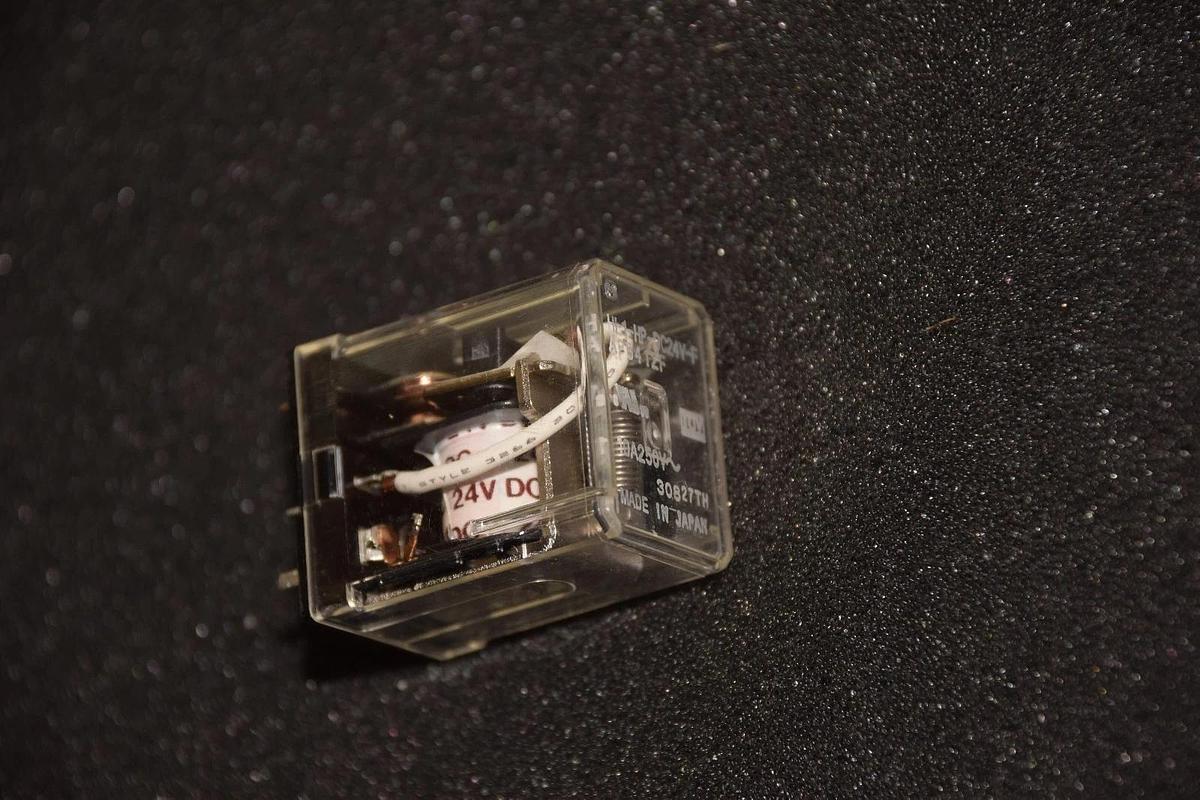 Used PANASONIC HL1-HP-DC24V-F HL1HPDC24VF 10A-250V RELAY