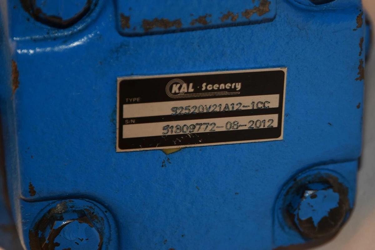 Used KAL Scenery Hydraulic Vane Pump S2520V21A12-1CC S2520V21A121CC S2520V21A12