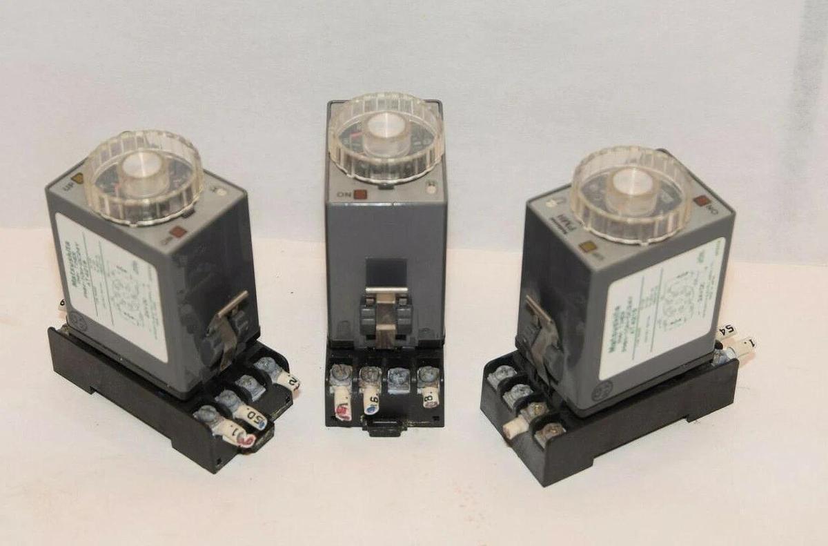 Used (LOT OF 3) MATSUSHITA PMH-10H-DC24V AT 4219 24V PMH Analog Multi-Range Timer
