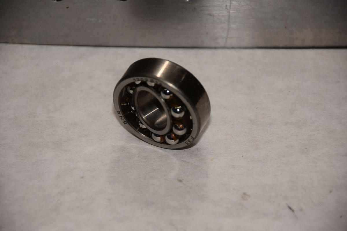 SNR 1202G14 F35 SPHERICAL SELF ALIGNING BEARING NEW