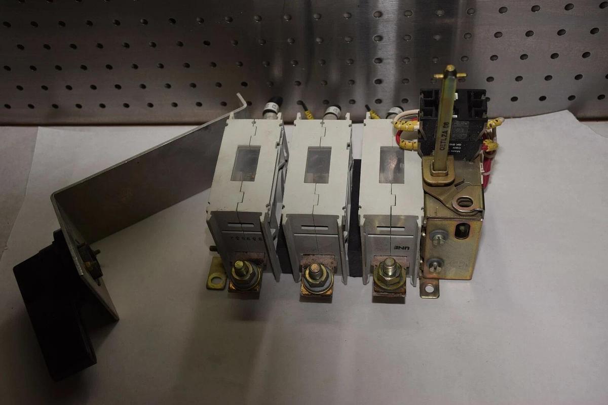 Used BUSSMANN BDNF200A 600V 200A 3PH GENERAL PURPOSE SWITCH