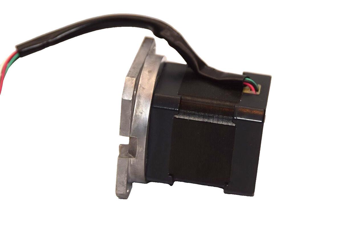 Used VEXTA ORIENTAL MOTOR PK245-01A-C62-2 4V 1.2A 2-Phase Stepping Stepper Motor
