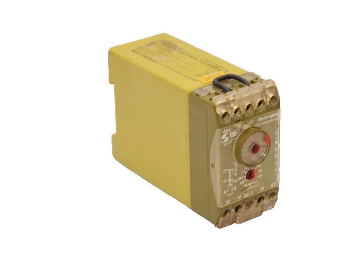 Used PILZ P1U-1NB/220V~/2U 250V 8A 1100Va 40-60Hz Safety Relay