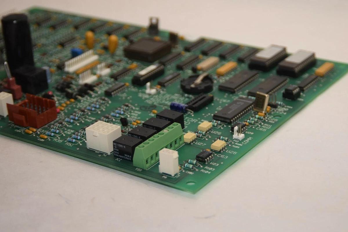 Used EMERSON / LIEBERT 4D13461G1 Rev 23 Monitor Circuit Board