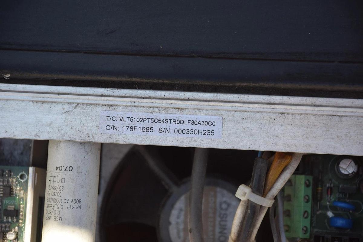 Used Danfoss Graham Trane AC Drive 178F1685 VLT5102PT5C54STR0DLF30A30C0 100HP