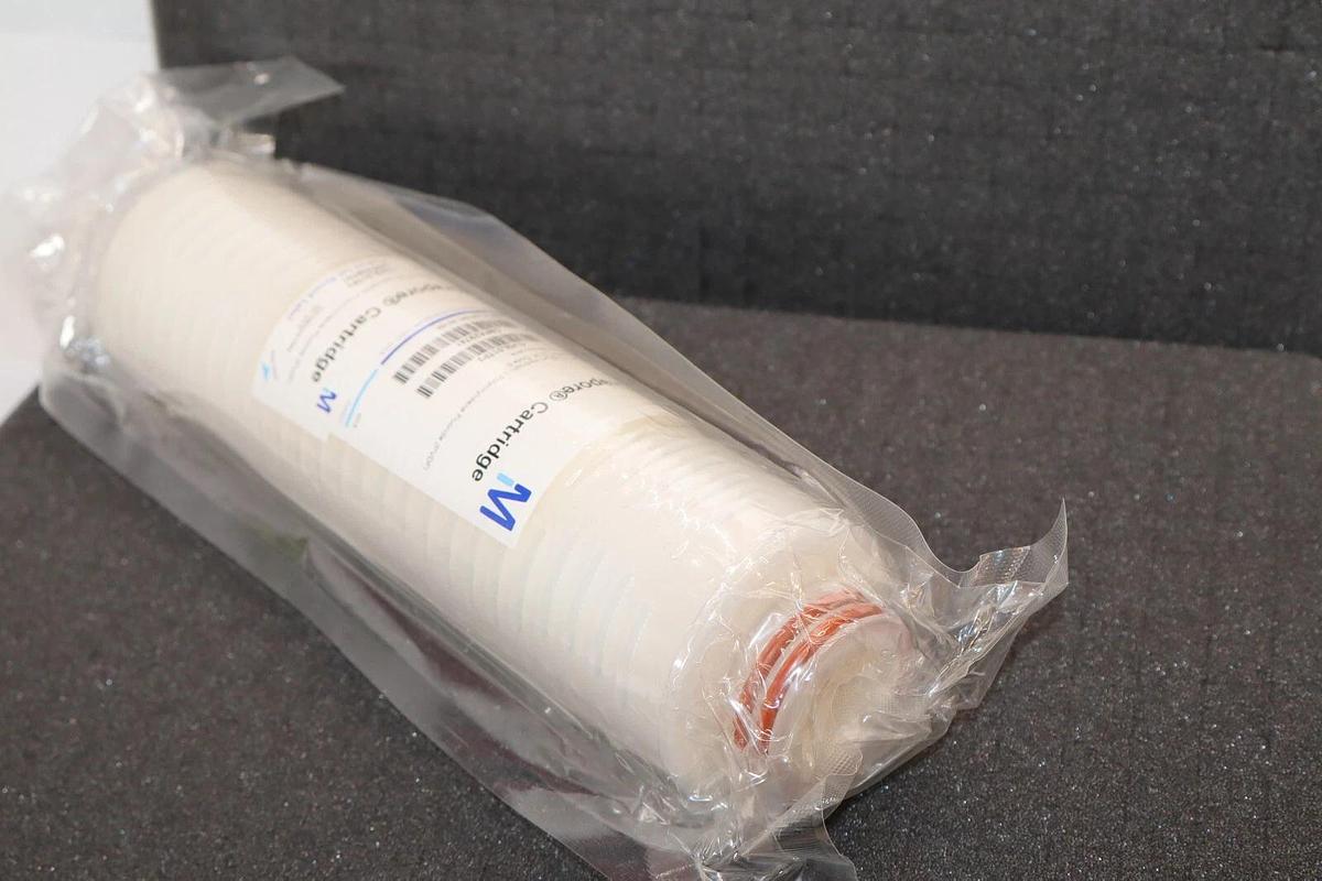 (NEW) DURAPORE CVGL01TP3 0.22um Hydrophilic Polyvinylidene Fluoride Cartridge