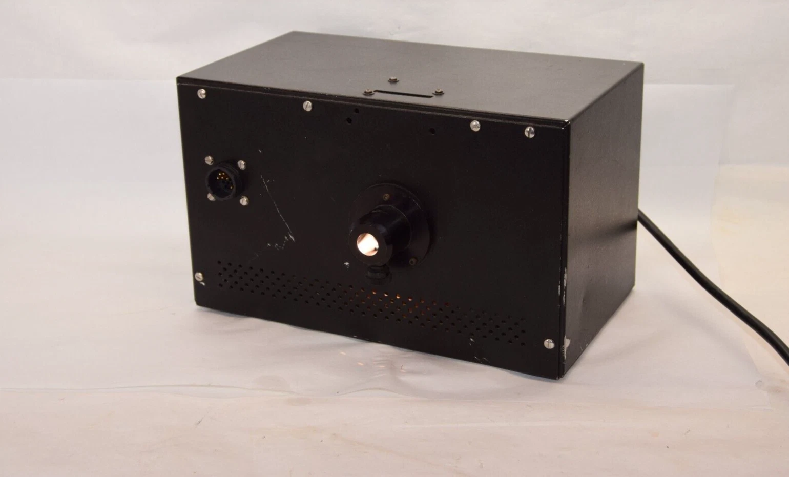 Used HUNTERLAB COLORQUEST 45/0 120V Spectrophotometer