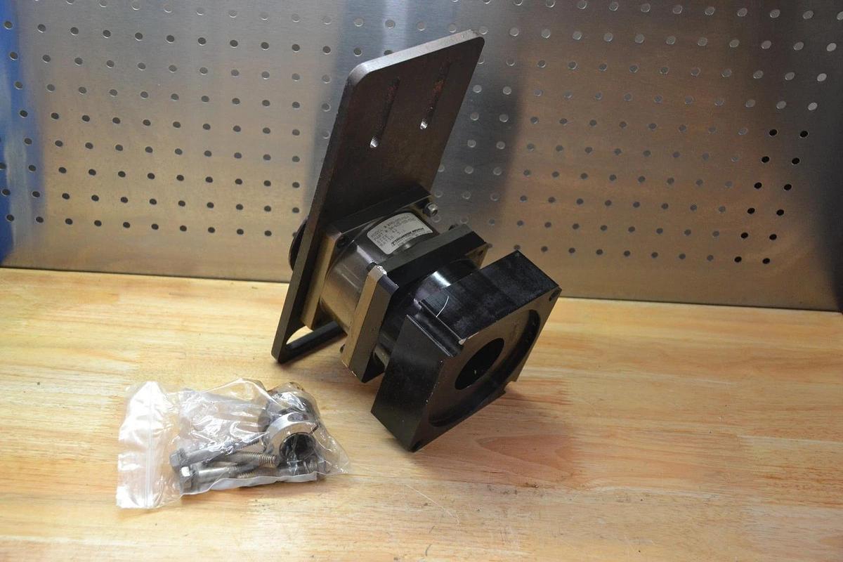 Used THOMSON MICRON TRUE PLANETARY GEARHEAD NT42-005-P00-P 34-613-153-5765 SIZE SZ 42