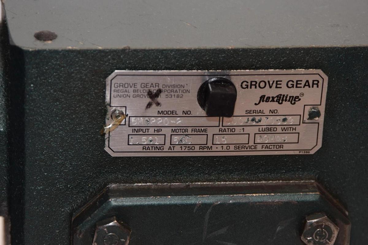 (NEW) GROVE BM0220-2 15:1 Ratio 56C Frame 1.561Hp 1" Rod Gearbox Speed Reducer