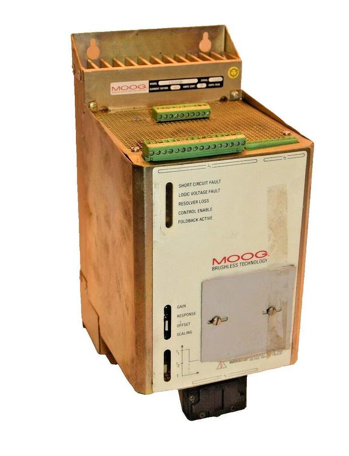 Used MOOG 152J453A 40A Brushless Servo Controller Drive