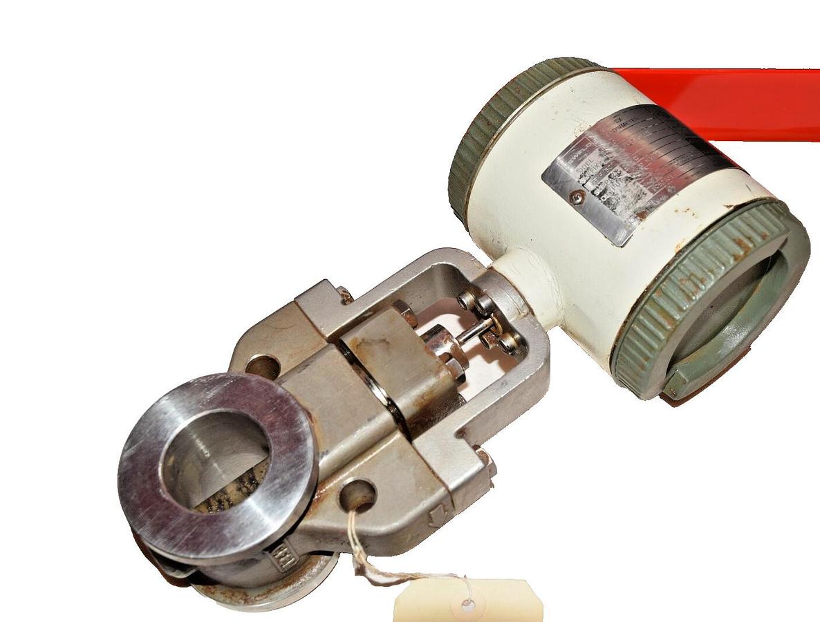 Used YOKOGAWA YEWFLO YF104-AAUB1A-5353*E USG 24VDC 0-21000.00 VORTEX FLOWMETER