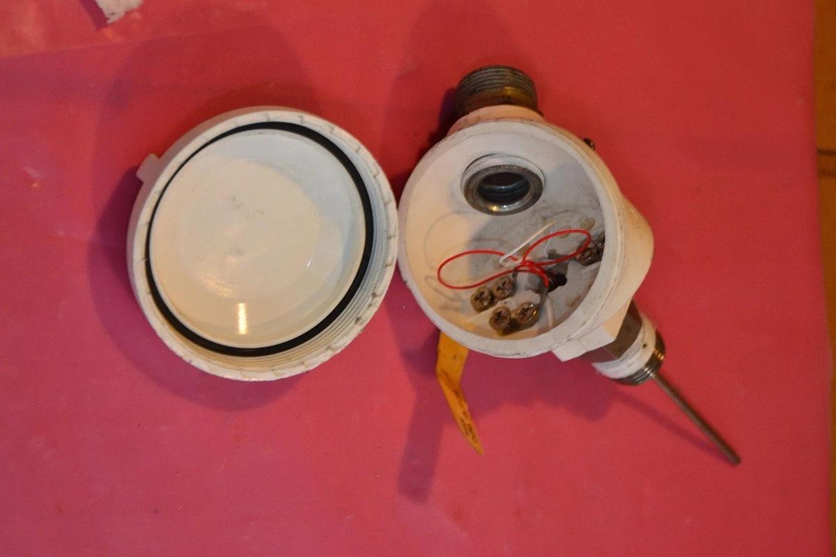 Used PYRO MATION SIMONE STAINLESS STEEL PROBE SENSOR R1T185L283-003-00-8HN63