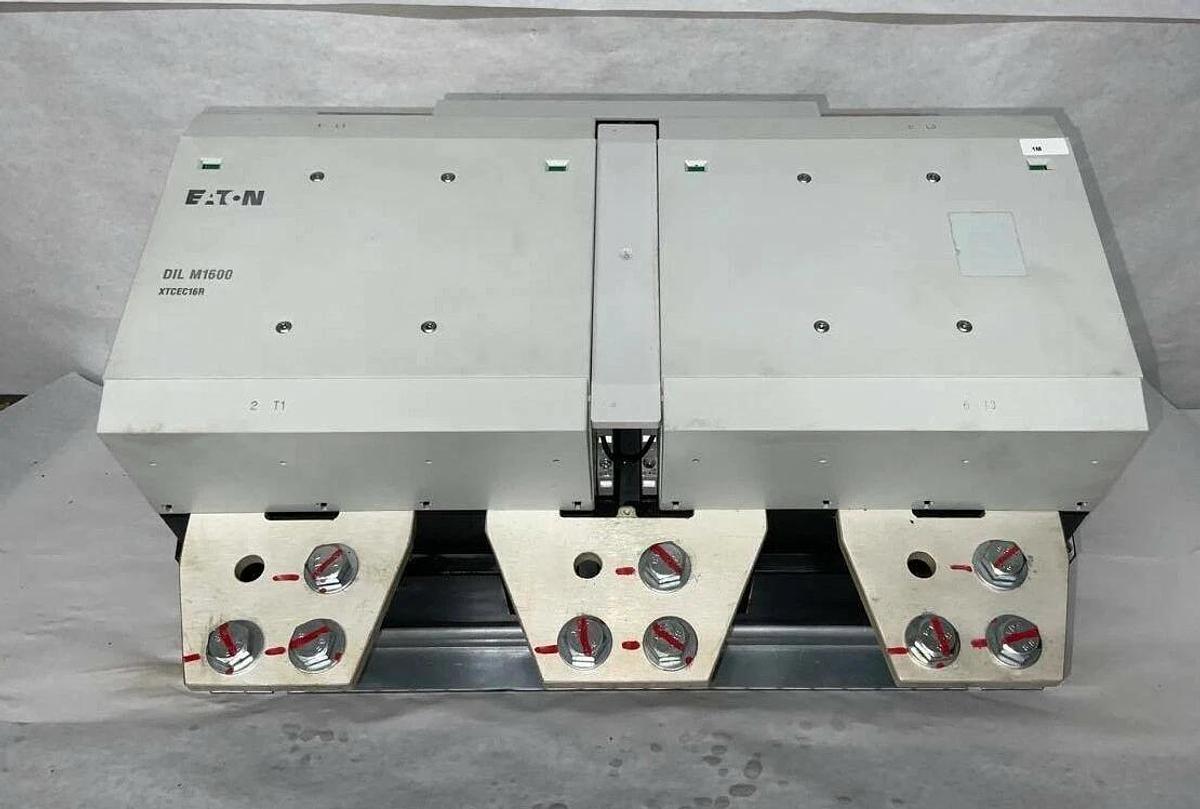 Used Cutler-Hammer Eaton DIL M1600 XTCEC16R  1600AMP  Contactor  DILM1600 XTCEC16R