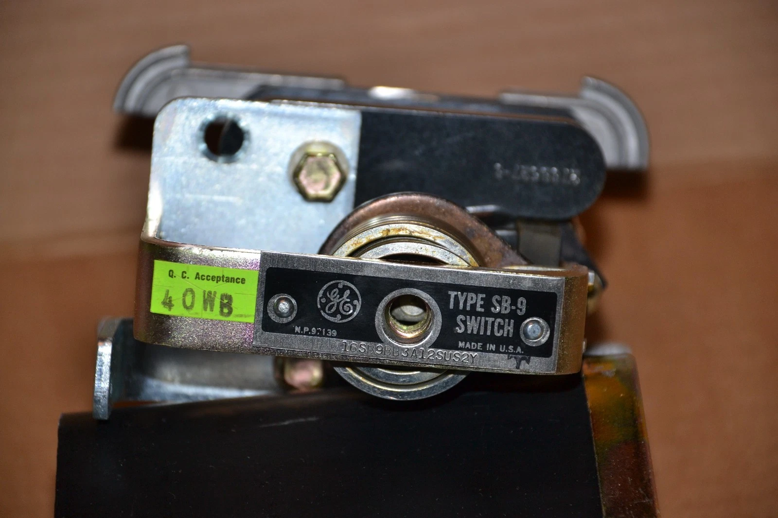 GE GENERAL ELECTRIC ROTARY SWITCH 16SB9BB3A12SUS2Y TYPE SB-9 NEW