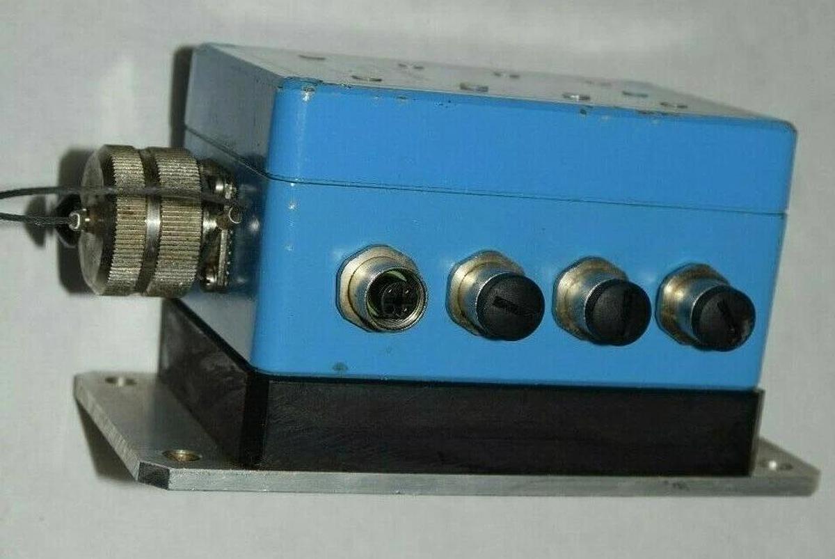 Used PULSOTRONIC 8101-0800 81010800 Proximity Box