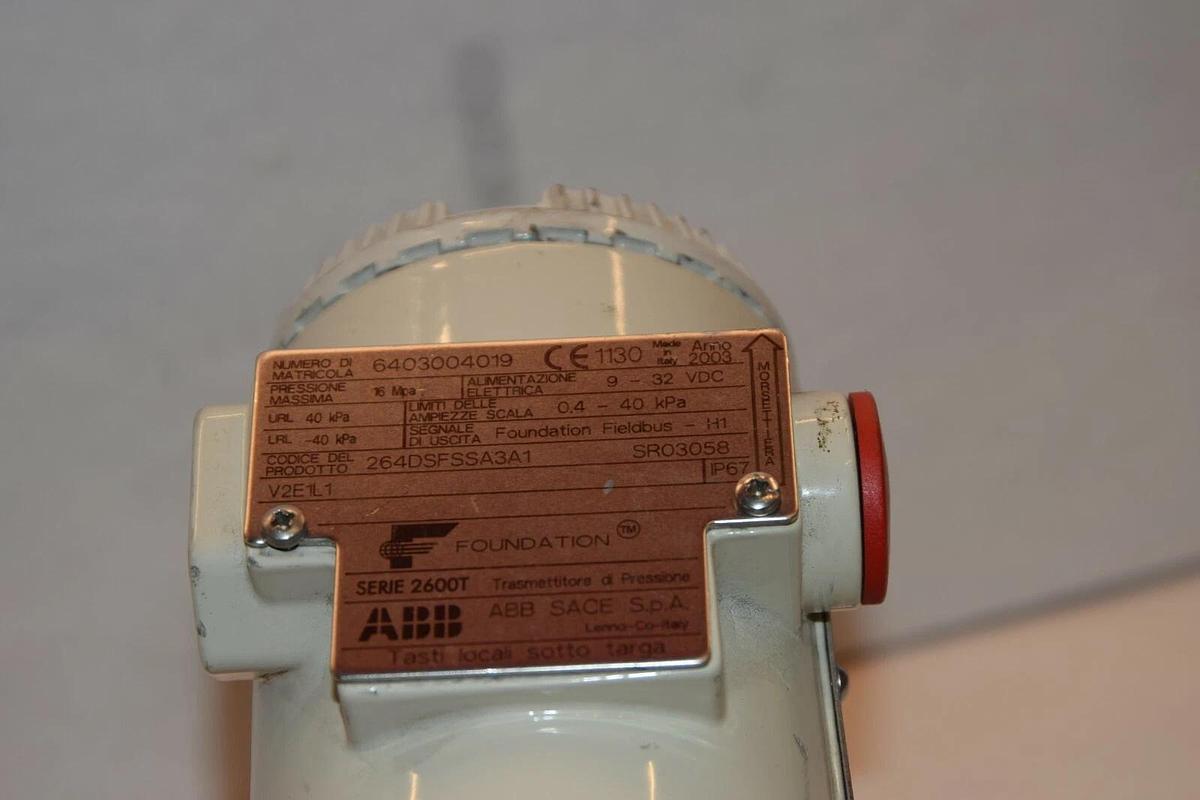 Used ABB 2600T Pressure Transmitter 264DSFSSA3A1 SR03058 6403004019
