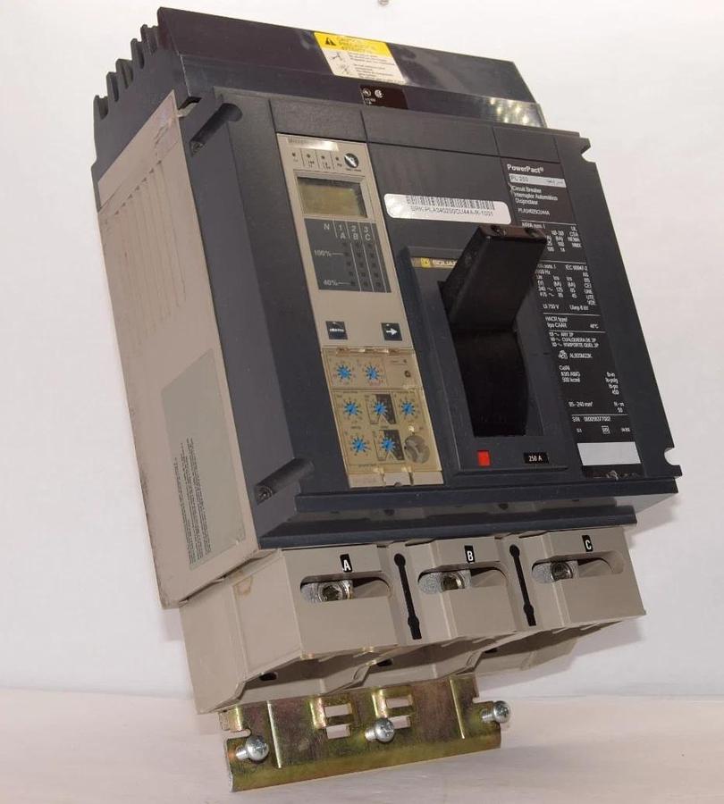 Refurbished Square D PowerPact 250A Circuit Breaker PL250 PLA34025CU44A PLA34025 250 Amp 3P