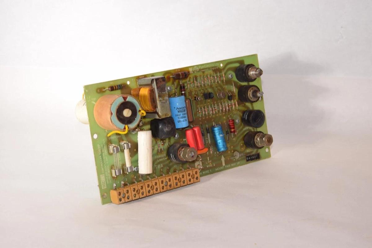 Used TASC UNIT / Pye Electric 1262P 220-240V 5Amp Continuous Controller Unit Board