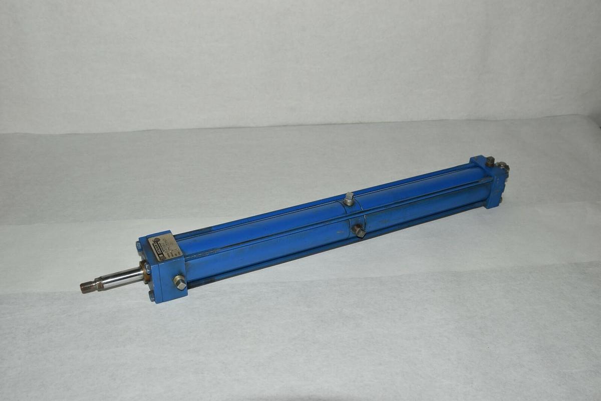 Refurbished LYNAIR INC. AD-232-8 AD2328 2" Bore 8" Stroke Pneumatic Cylinder