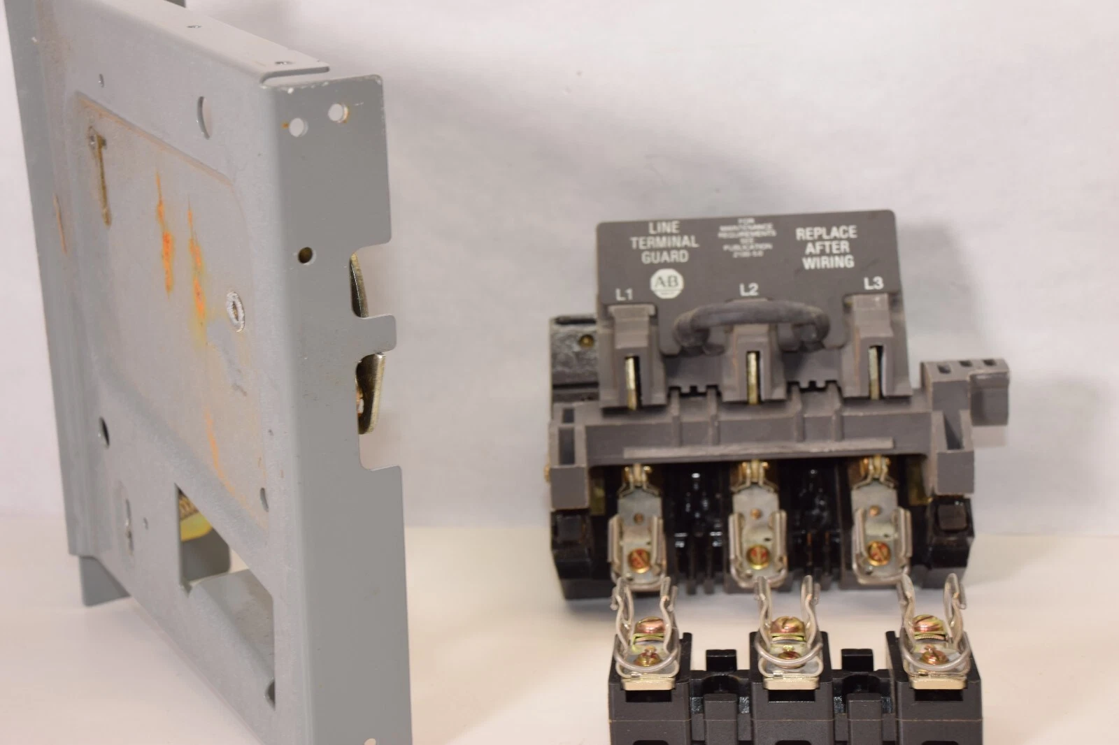 Used ALLEN BRADLEY 40120-582-02 X-401978 2100-5.0 30A 600v Disconnect Switch Assembly