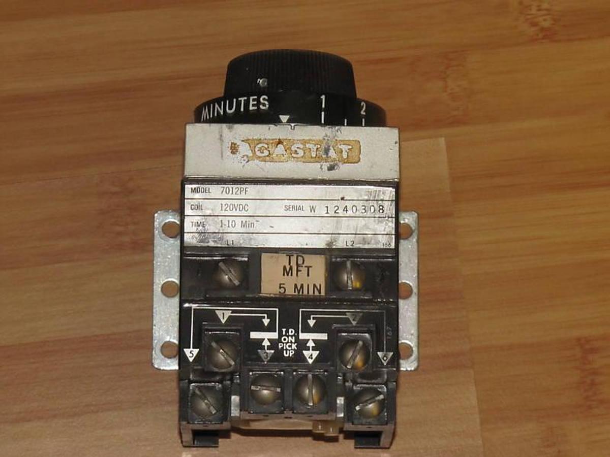 Used Agastat Timer 7012PF 1-10 MIN 120VDC Coil  7012-PF