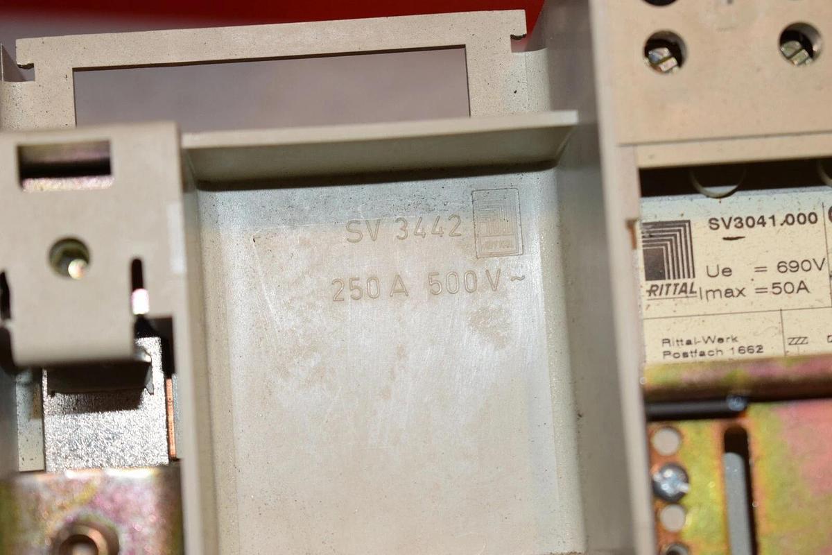 Used RITTAL RILINE BUSBAR SYSTEM SV3442 SV3041.000 250A 500V