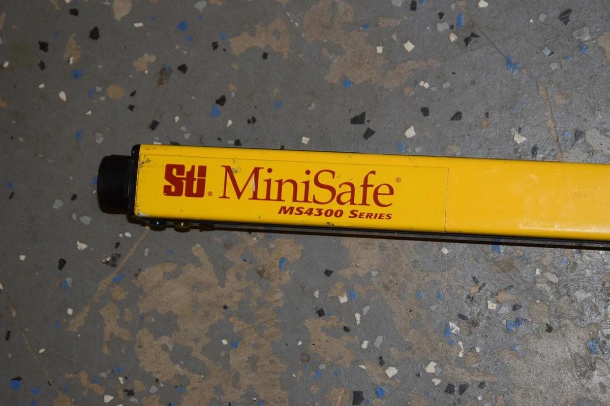Used STI  Light Curtain Transmitter MS4340BX 1-30' Range MiniSafe MS430042687-0400