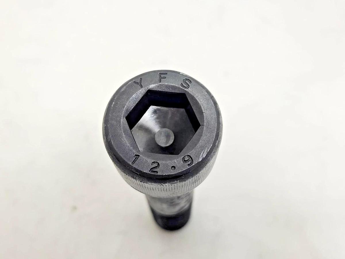 YFS 12.9 M24-3.0x70 Socket Hex Cap Screw Allen Bolt M24 3.0 x 70mm  12.9 - NEW