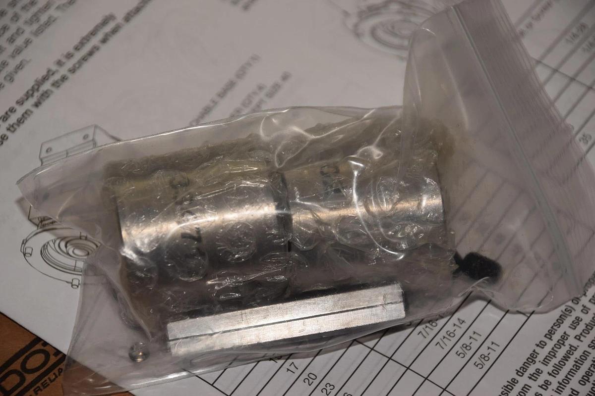 DODGE / BALDOR 2326BUSH104 TIGEAR-2 HOLLOW REDUCER BUSHING KIT NEW