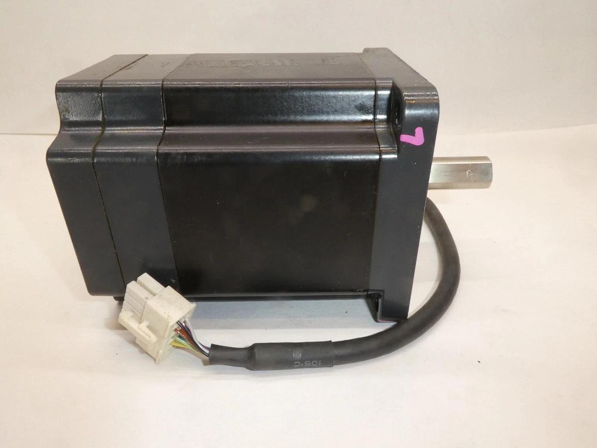 Used Oriental Motor Vexta Servo Motor ASM911AC 3.82vdc 1.4a PV41R49002