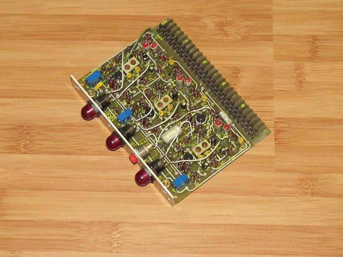 GE VIBRATION ALARM Card IC3600SVDE1  IC3600SVDE1A General Electric (NEW)