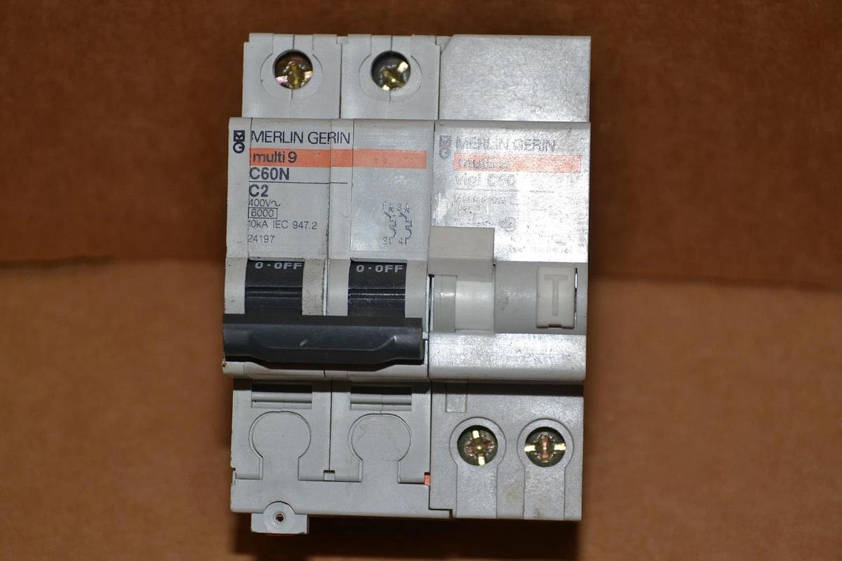 Used MERLIN GERIN MULTI 9 C60N C2 WITH VIGI C60 400V 2A 2 POLE CIRCUIT BREAKER