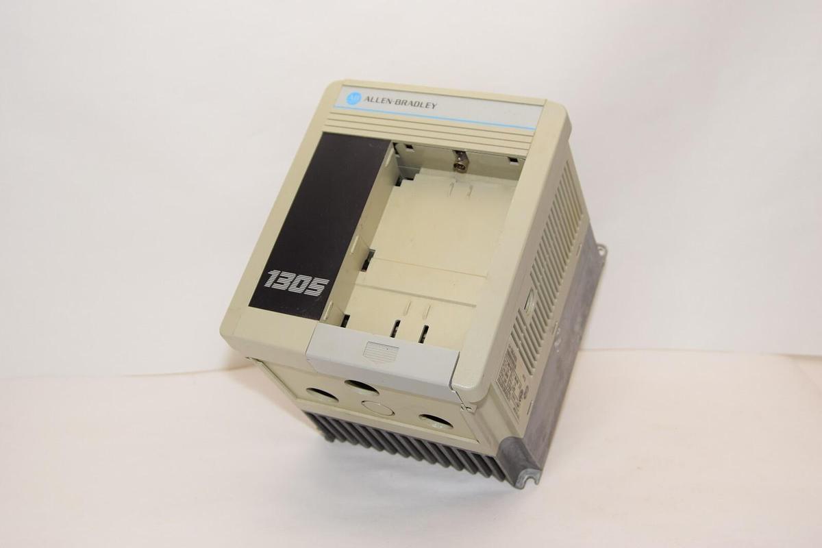 Used ALLEN BRADLEY 1305-BA02A Series A 380-460V 1.6A 50/60Hz 1300Va Drive *No Keypad*