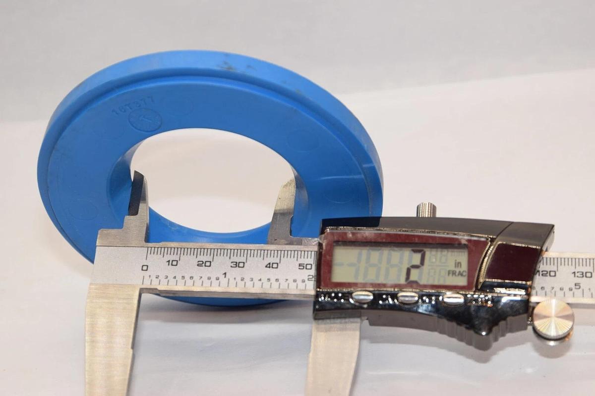 16T377 2" SANTOPRENE Seat for Diaphragm Pump for Graco? (NEW)