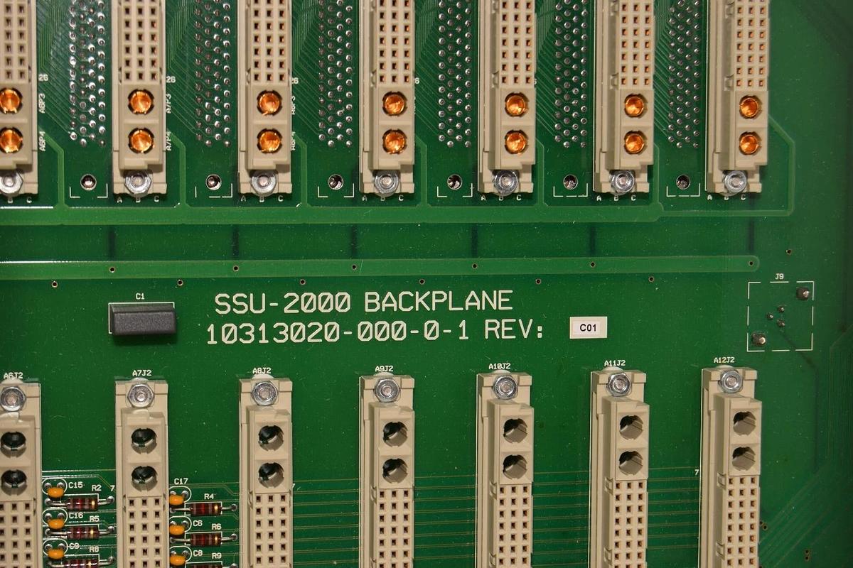 Symmetricom Synchronization Supply Unit Rack Chassis SSU-2000 SSU2000 NEW