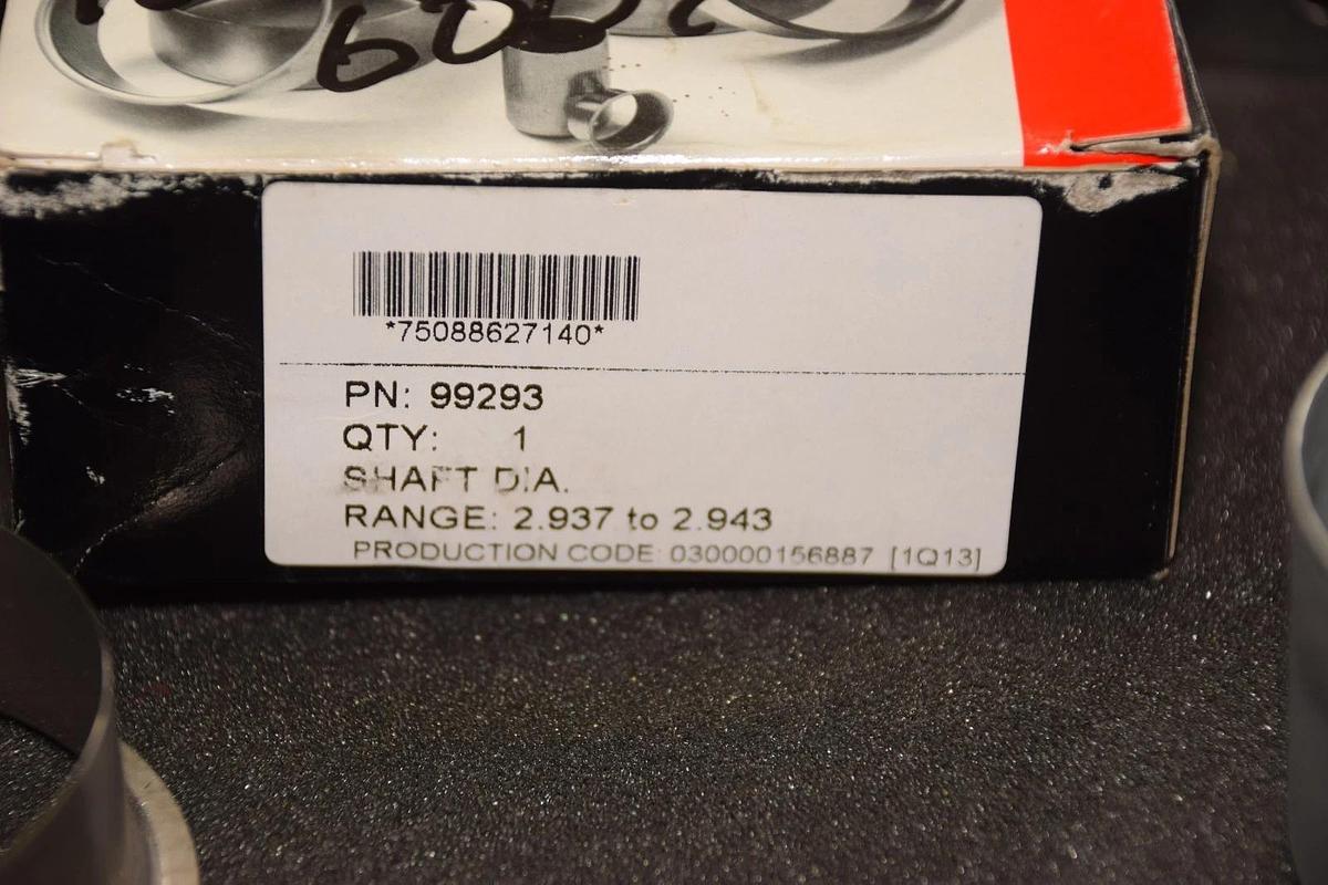 TCM SHAFT-EZE 99293 2.937-2.943 OIL SEAL NEW