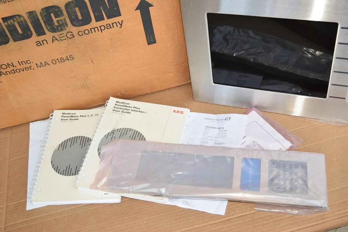 New Modicon AEG MM-PMC2-10S PanelMate Plus Operator Interface Screen 92-00429-05