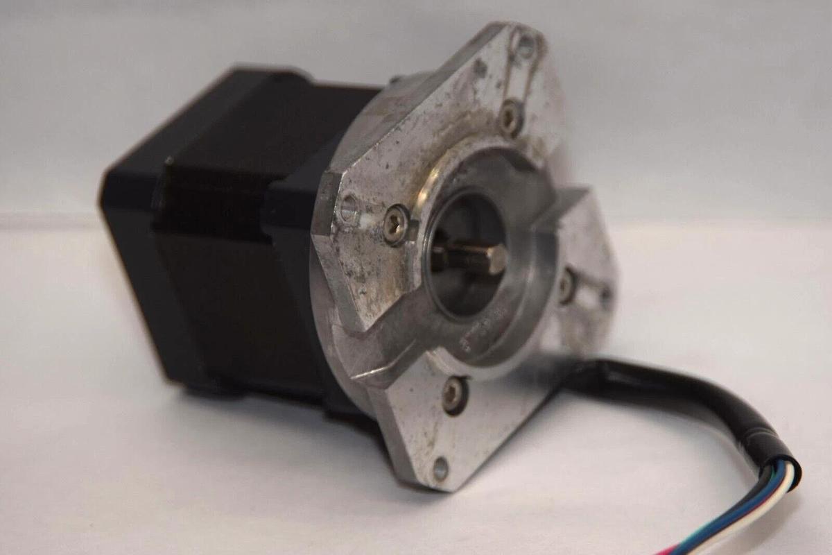 Used VEXTA ORIENTAL MOTOR PK245-01A-C62-2 4V 1.2A 2-Phase Stepping Stepper Motor