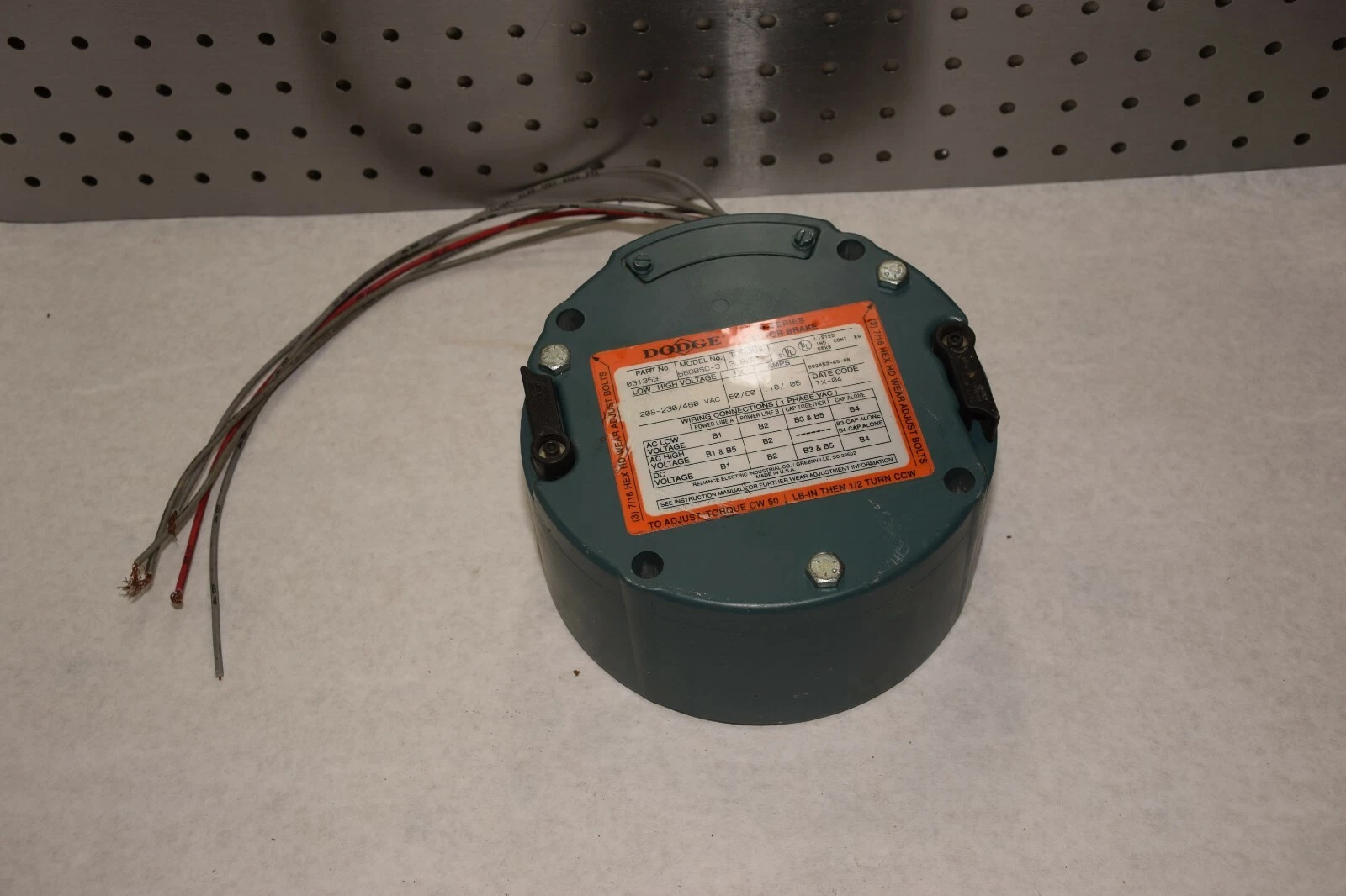 New Reliance Duty Master Motor Brake Unibrake 56DBSC-3 230/460v 3lb 031353