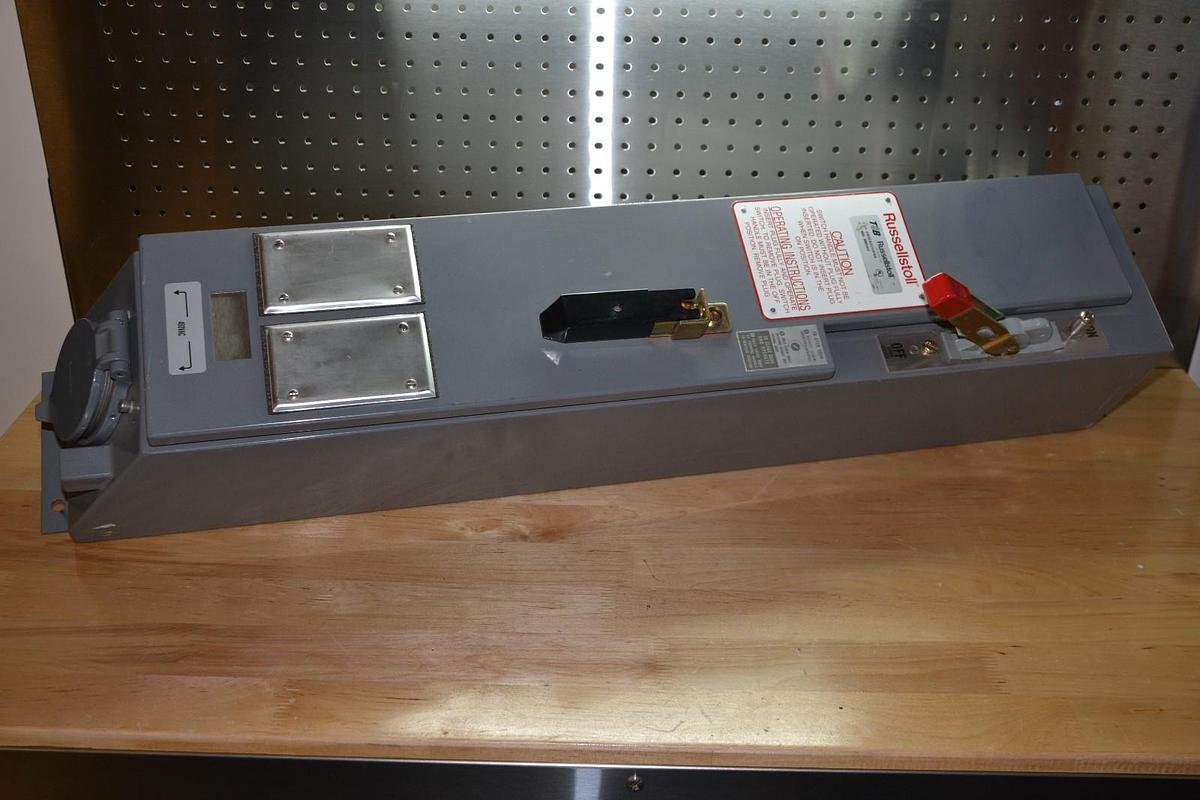 Used RUSSELLSTOLL THOMAS & BETTS ERSFA3124FAA 60 AMP 480vac Interlock Switcn NEW
