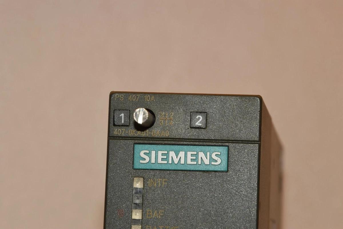 Used SIEMENS 6ES7 407-0KA01-0AA0 6ES7 9520KH000AA0 Power Supply