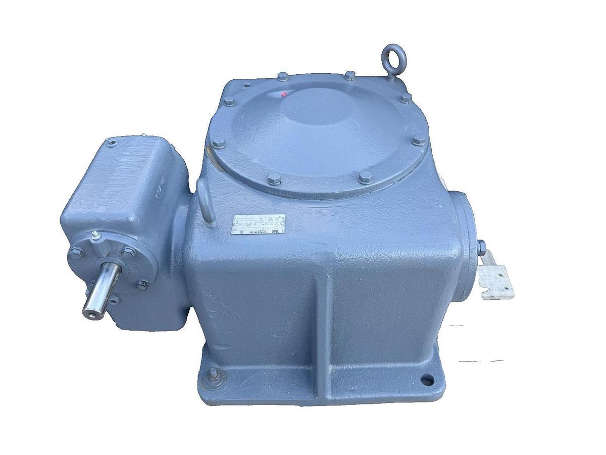 Winsmith Gear Box  11CVD, A 117 82X0S8 Ratio 2209:1 right angle Gearbox TQ 18248