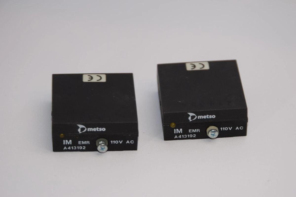(NEW - Lot of 2) METSO A413192 110V Relay