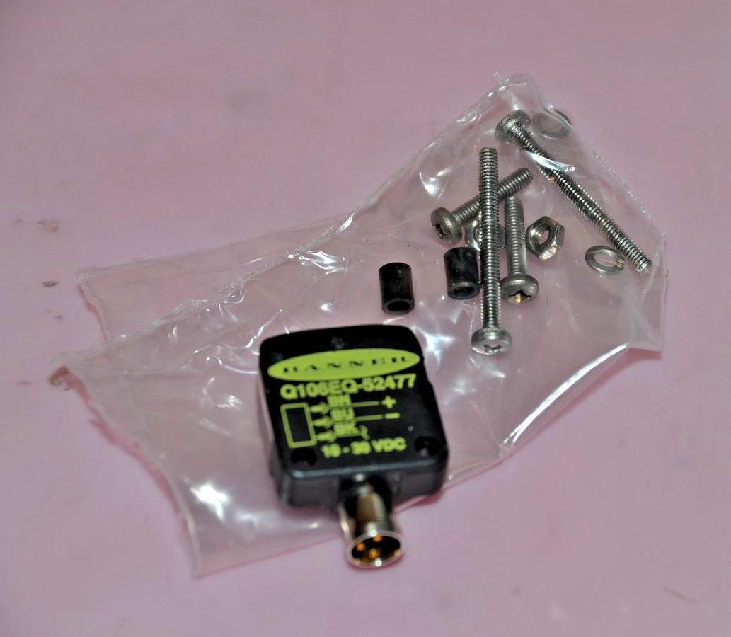 BANNER Q106EQ-52477 52477 Q10 Ser Miniature Self Contained DC Photo Sensor NEW