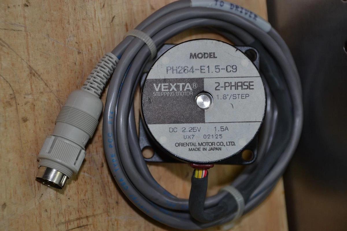 VEXTA Stepping Motor 2 Phase 1.8*/step PH264-E1.5-C9 DC 2.25V
