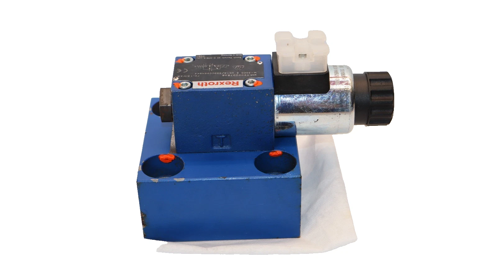 Rexroth Valve R900207848 / R900932379 / R901175644 Hydraulic Solenoid (New)