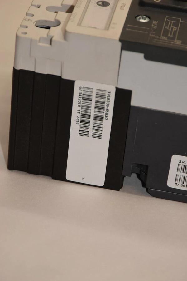 Used Siemens Vl160 Circuit Breaker 63amp 3VL2716-1AA36-0AA0  3VL9206-6SB30 63 A amp