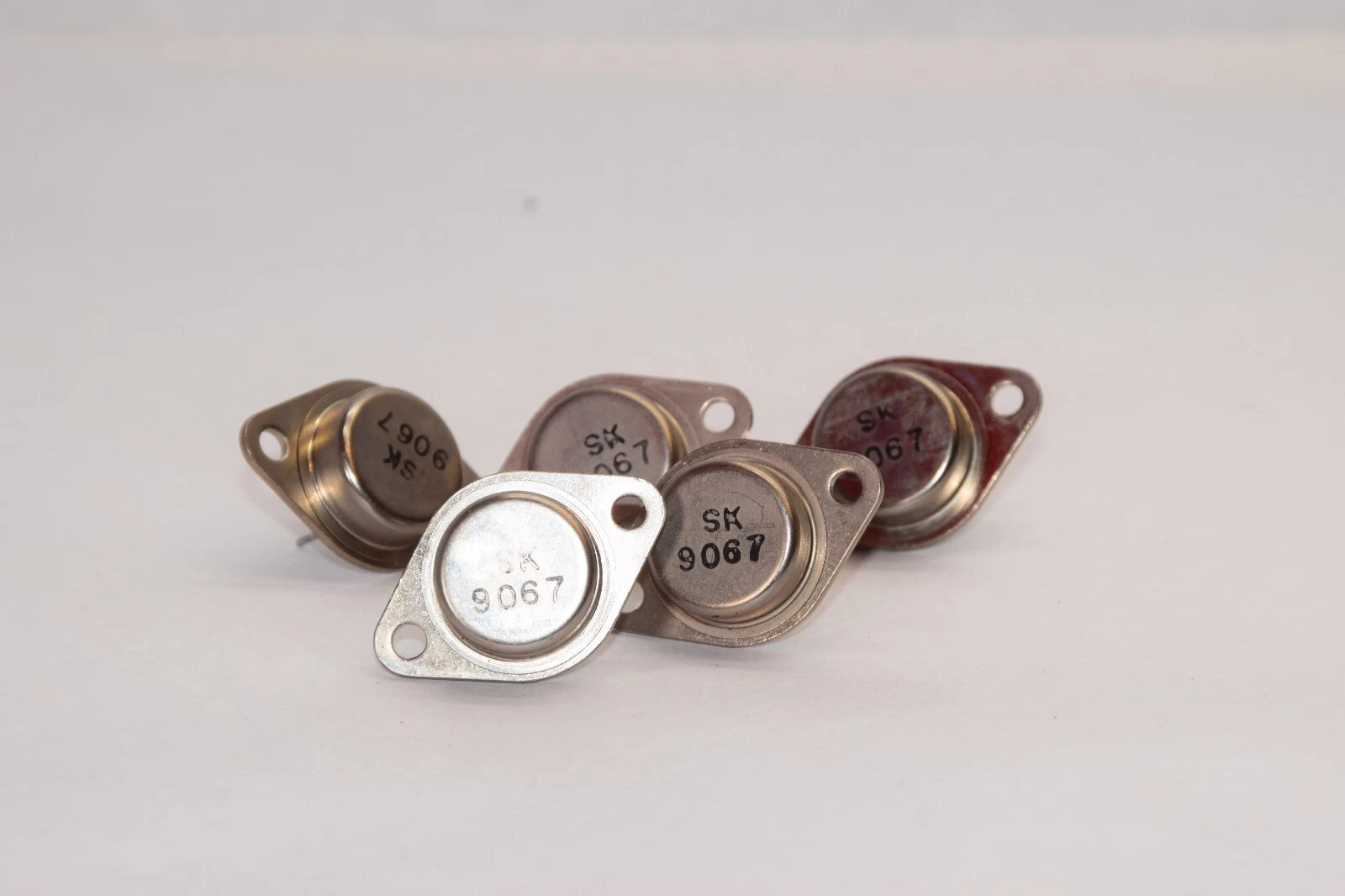(NEW - Lot of 5) RCA SK9067 SK 9067 Voltage Regulator